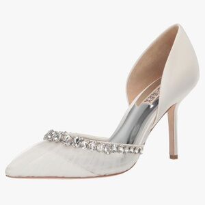 Badgley Mischka Everley In White Satin